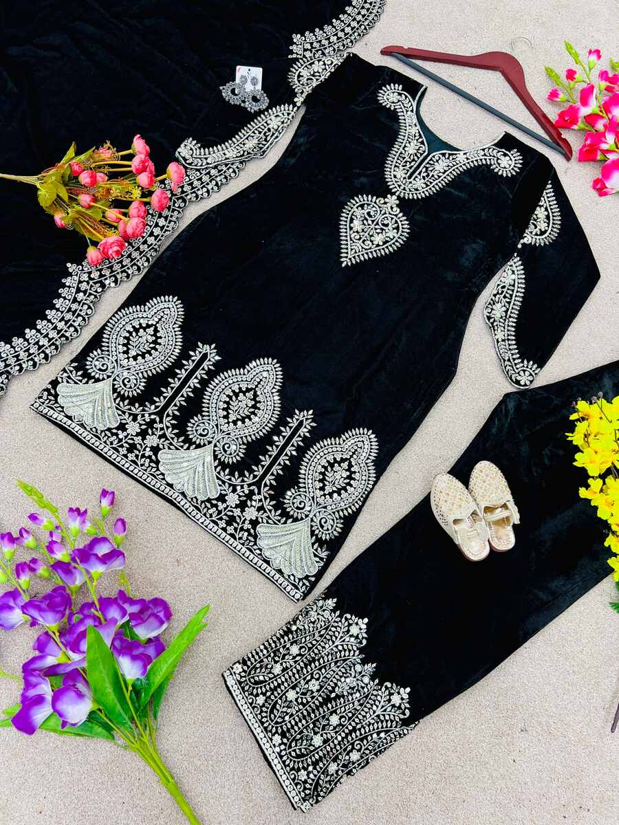 DESIGNER VELVET EMBROIDERY SEQUENCE WORK TOP BOTTOM WITH DUPATTA BLACK